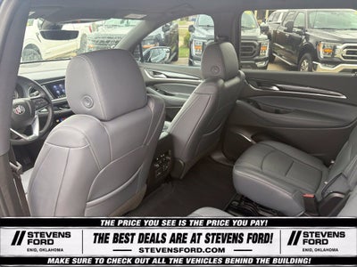 2022 Buick Enclave Essence