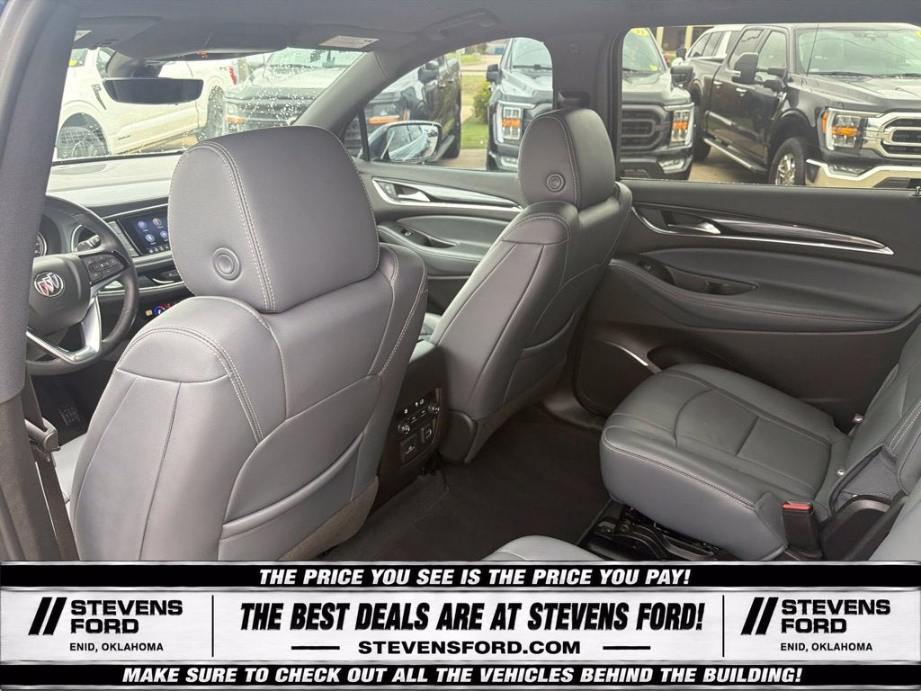 2022 Buick Enclave Essence
