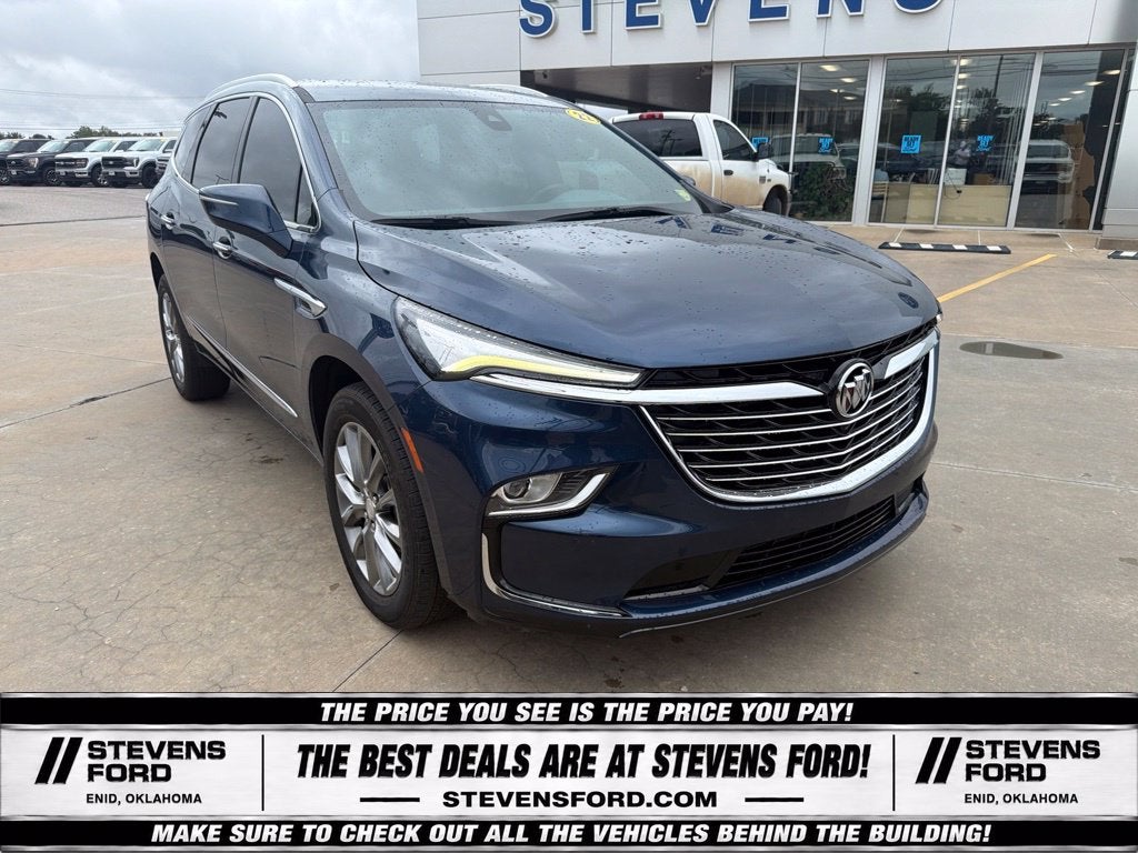 2022 Buick Enclave Essence