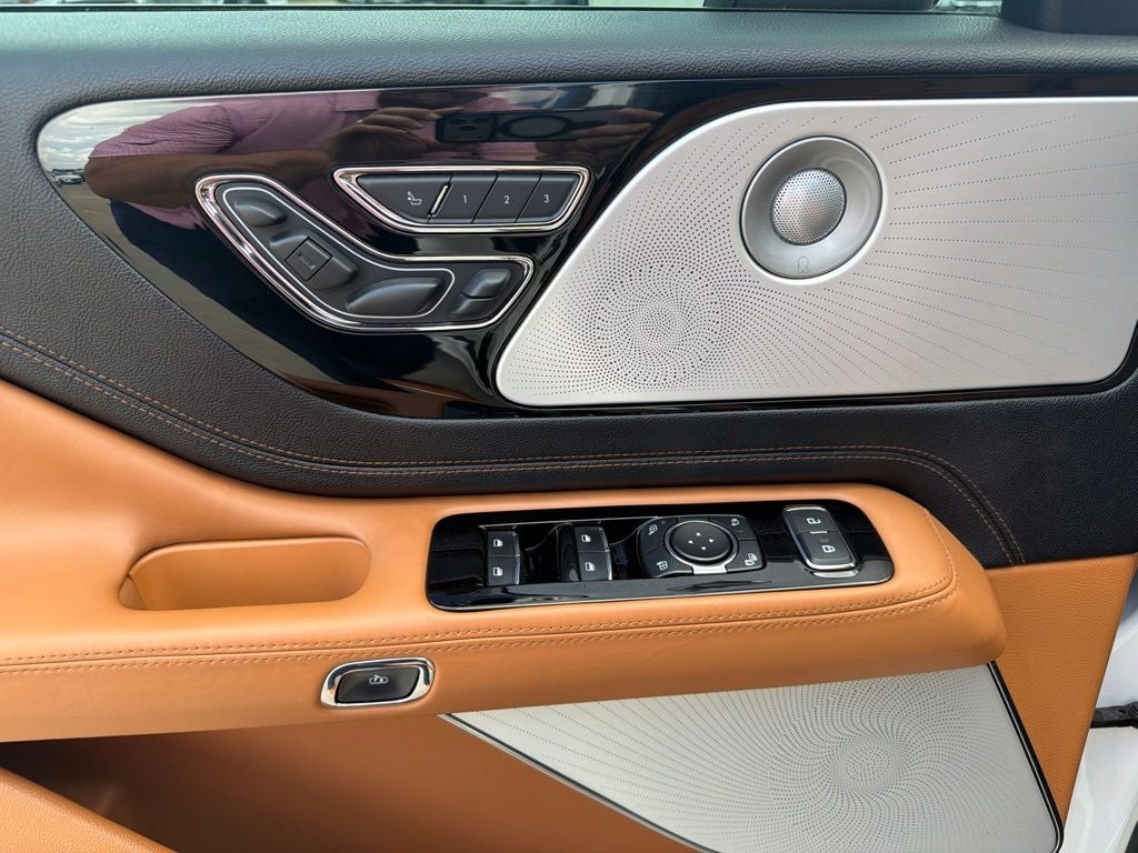 2024 Lincoln Aviator Black Label