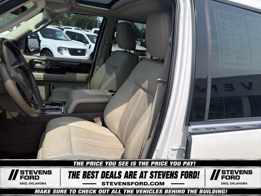 2015 Lincoln Navigator L Base