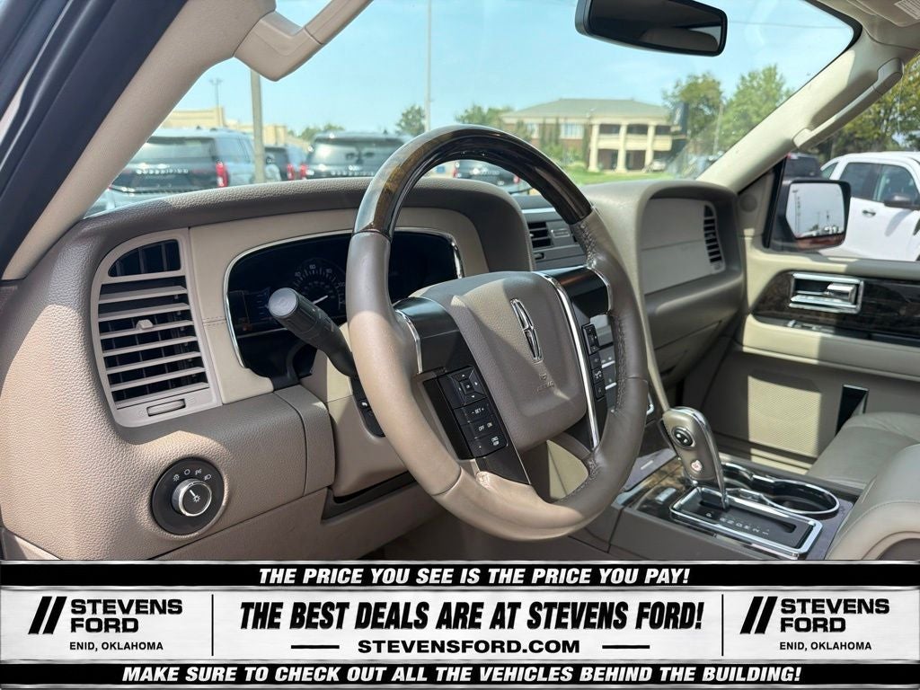 2015 Lincoln Navigator L Base