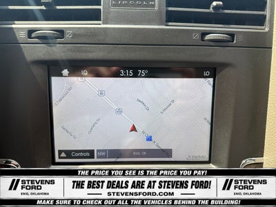 2015 Lincoln Navigator L Base