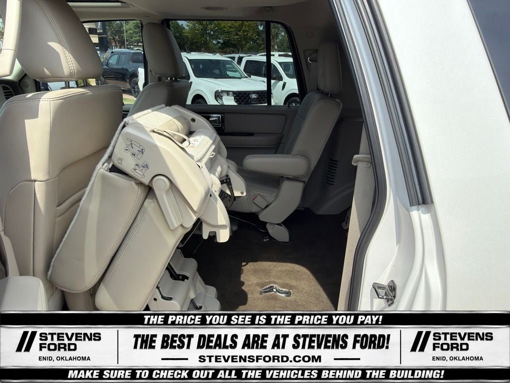 2015 Lincoln Navigator L Base