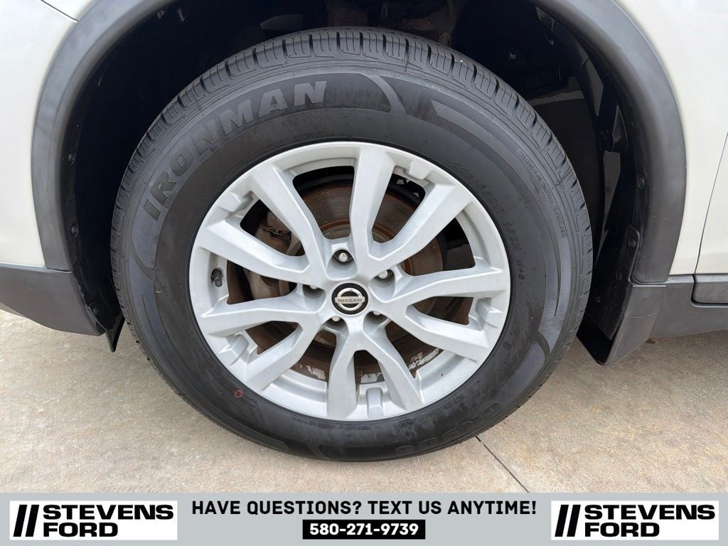 2017 Nissan Rogue SV