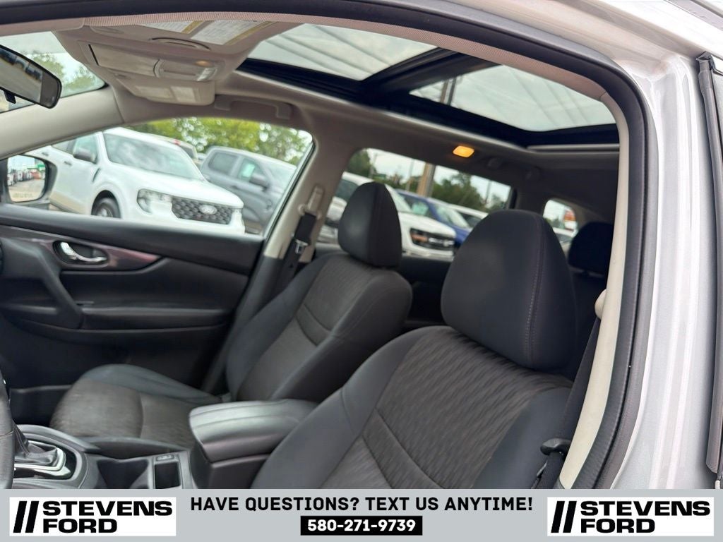 2017 Nissan Rogue SV