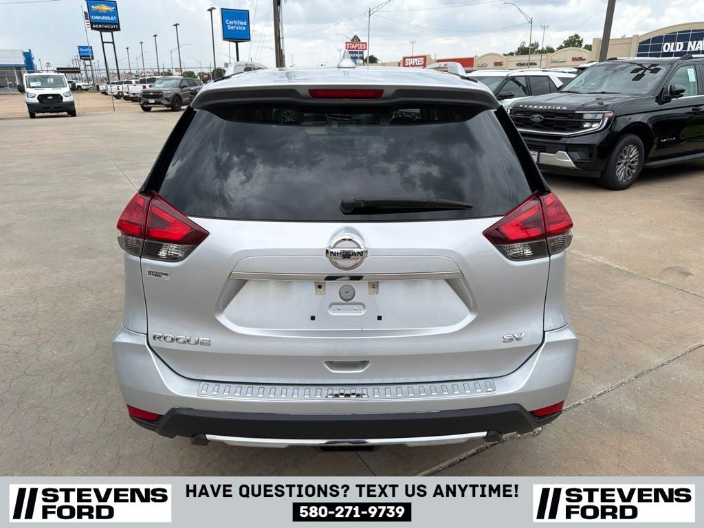 2017 Nissan Rogue SV