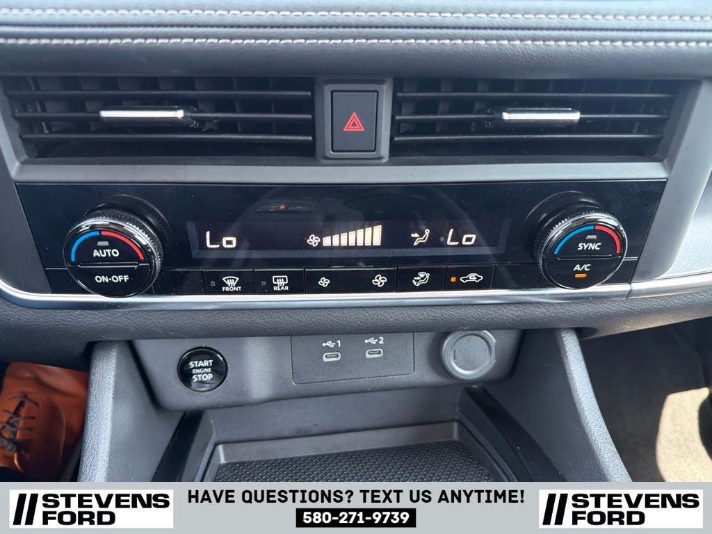 2025 Nissan Rogue SV