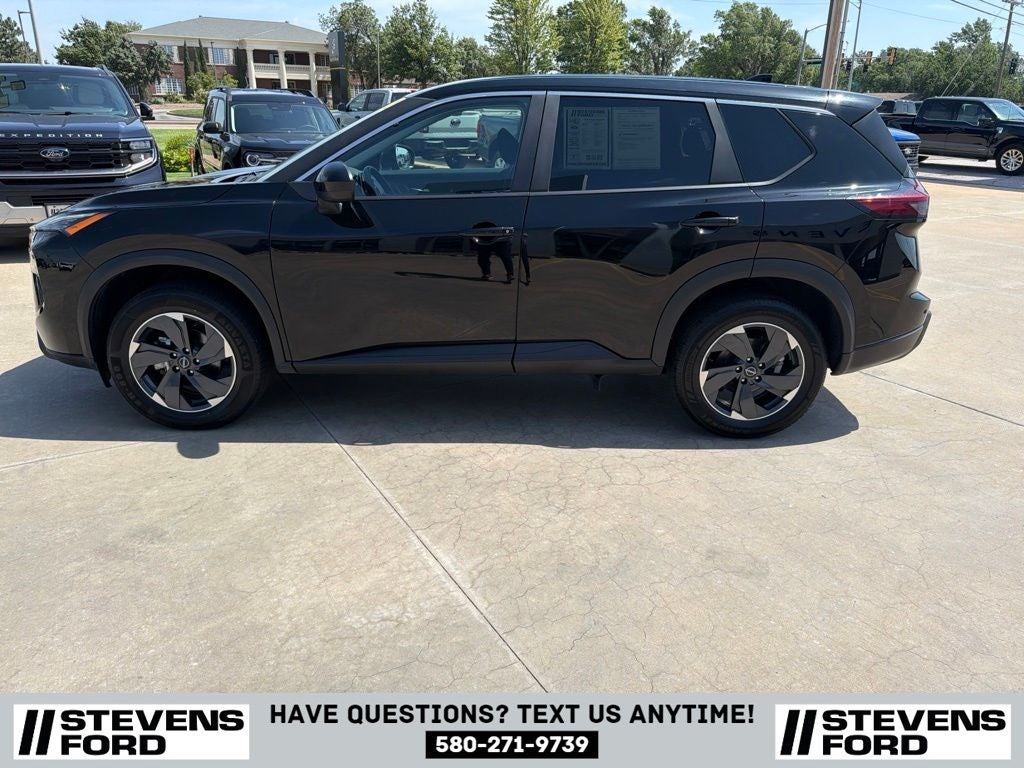 2025 Nissan Rogue SV