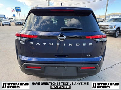 2022 Nissan Pathfinder SV