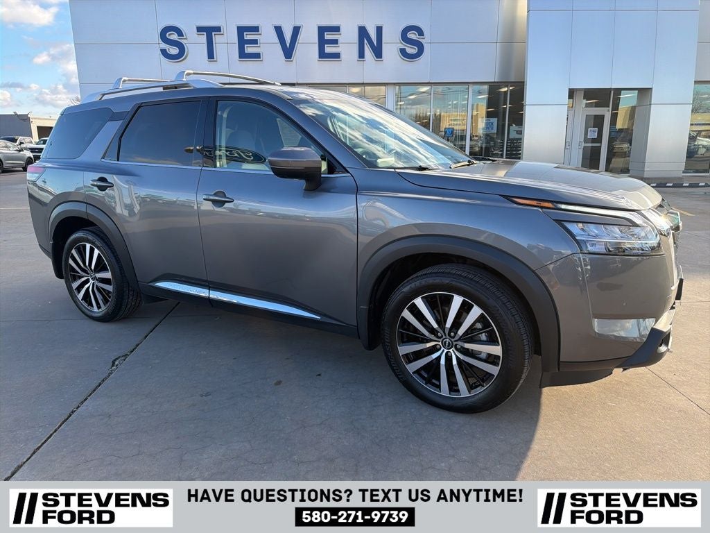 2024 Nissan Pathfinder Platinum