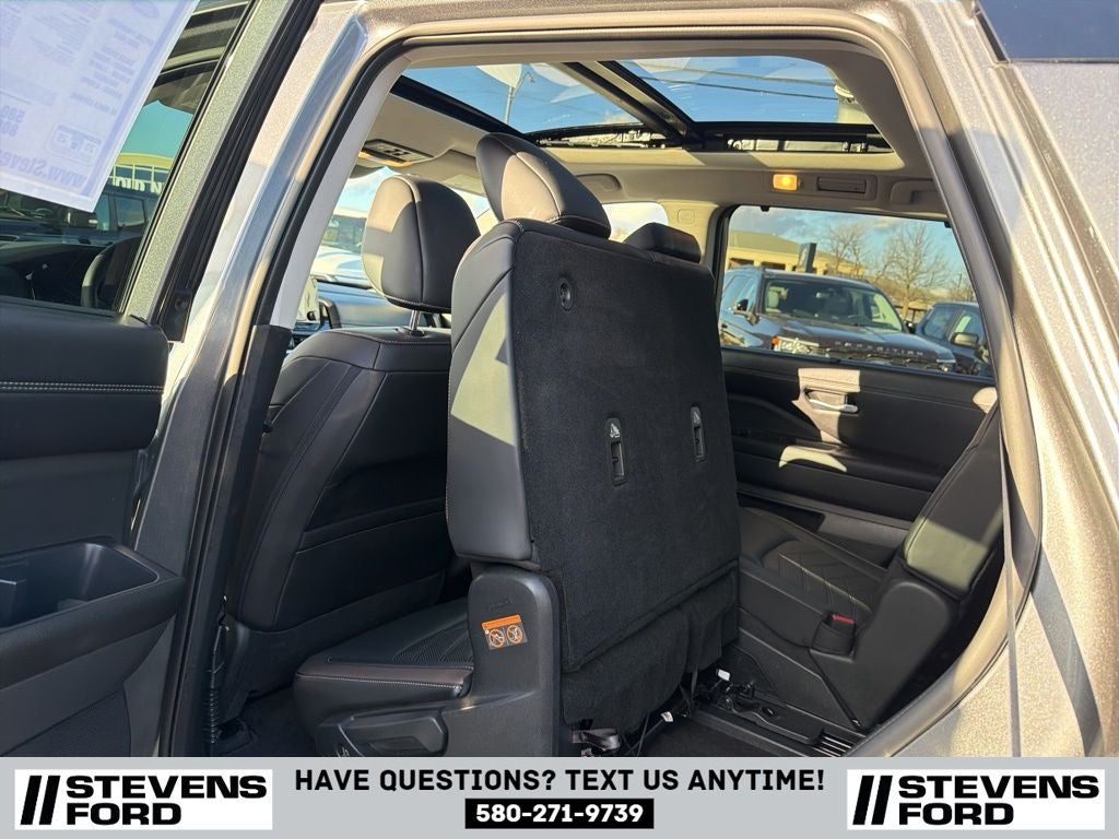 2024 Nissan Pathfinder Platinum