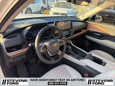 2024 Toyota Grand Highlander Base