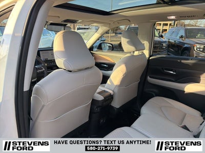 2024 Toyota Grand Highlander Base