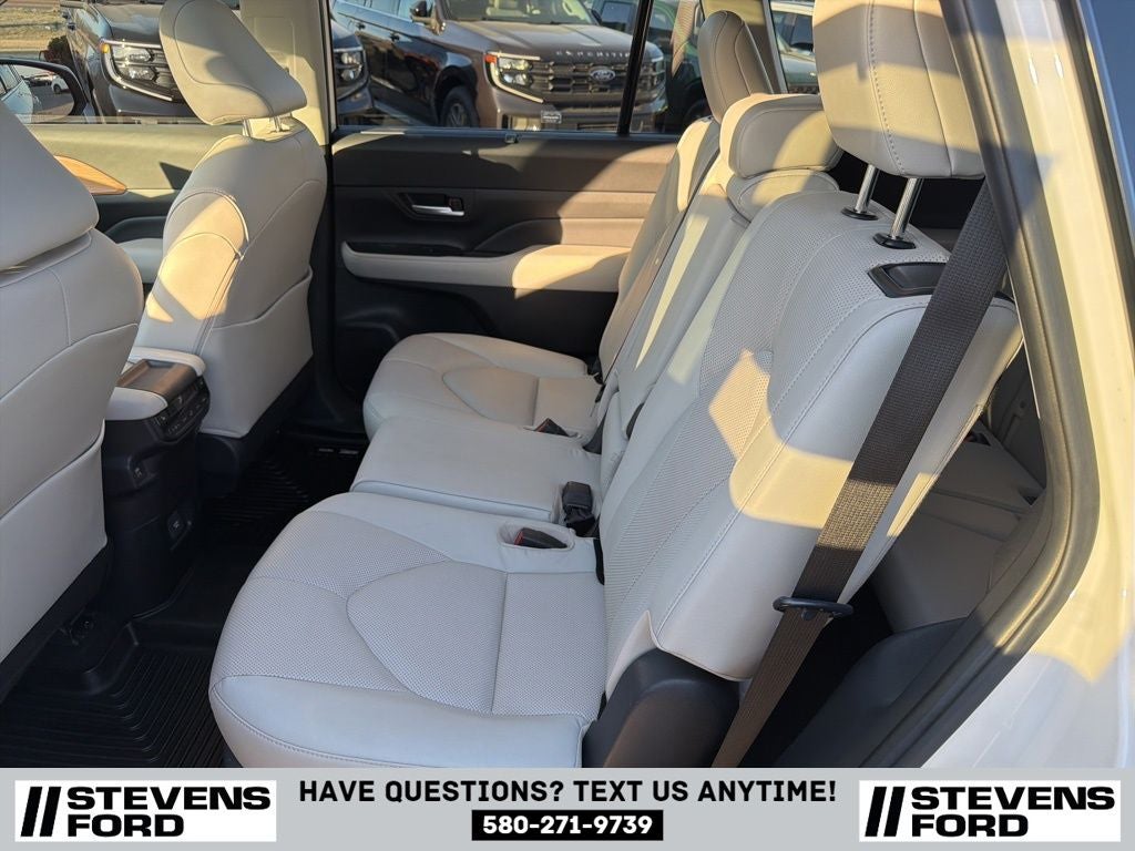 2024 Toyota Grand Highlander Base