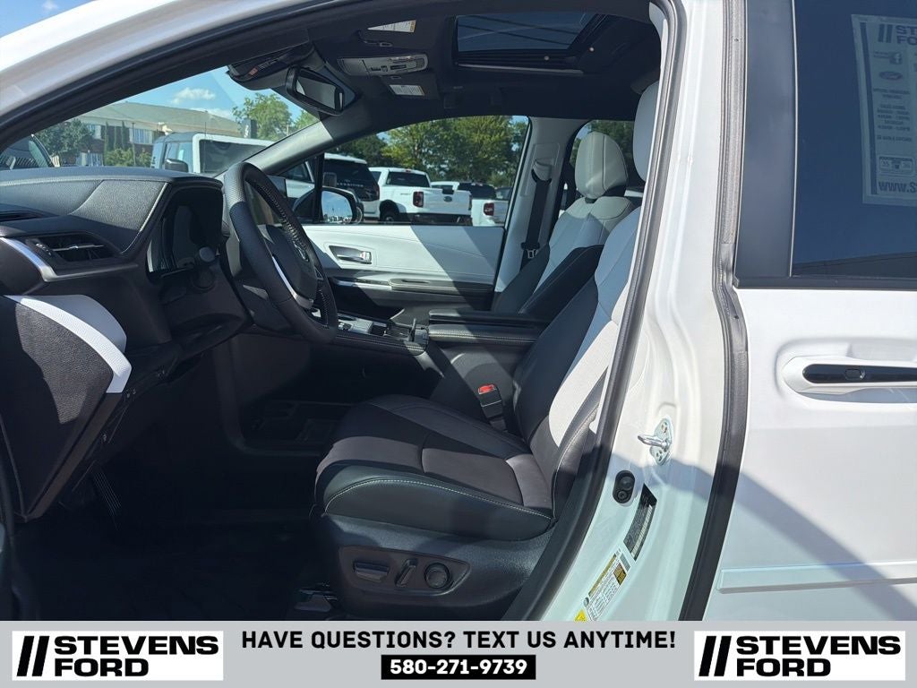2026 Toyota Sienna XSE 7 Passenger