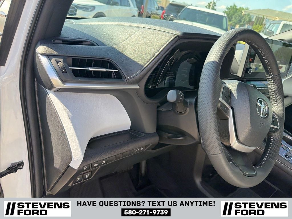 2026 Toyota Sienna XSE 7 Passenger