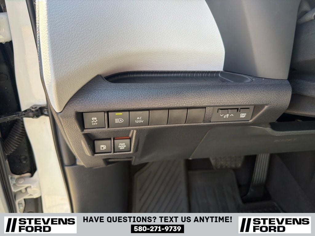2026 Toyota Sienna XSE 7 Passenger