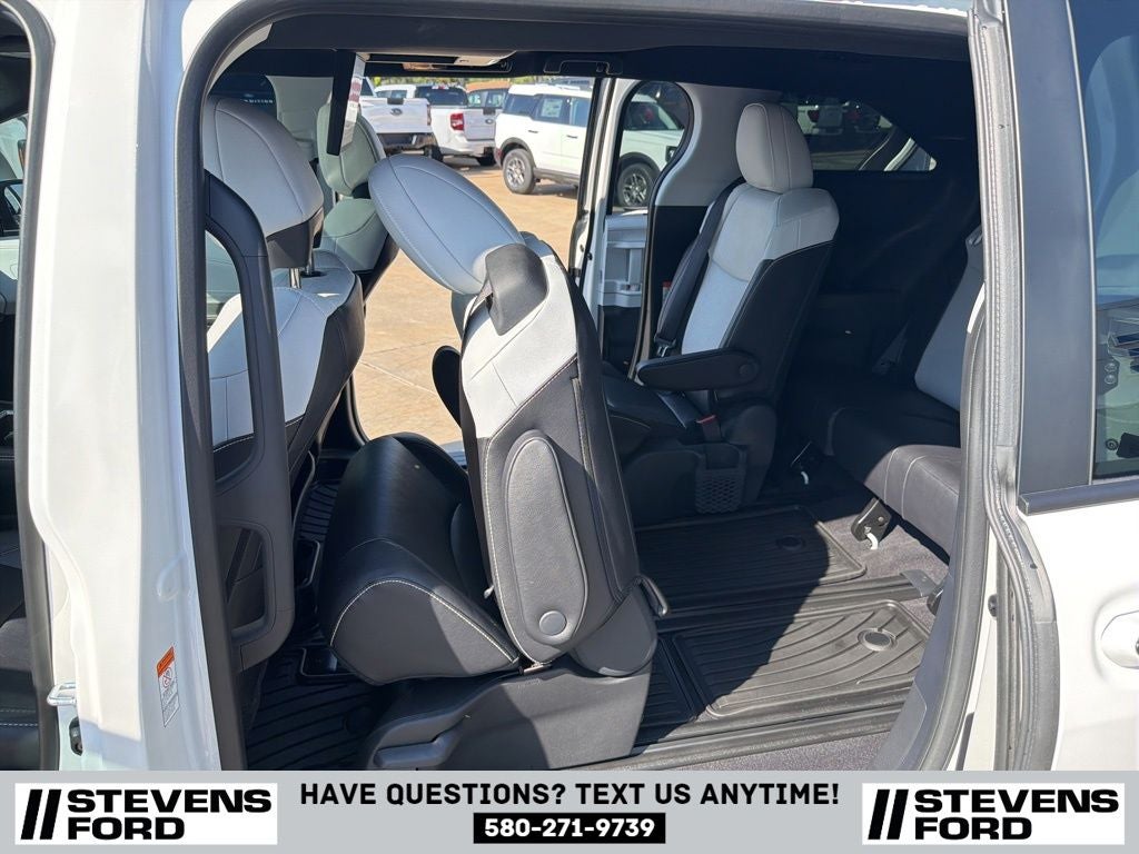 2026 Toyota Sienna XSE 7 Passenger