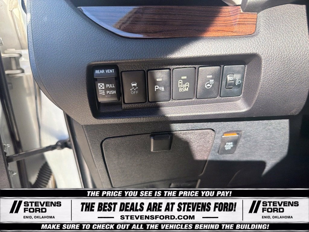 2015 Toyota Sienna Limited Premium 7 Passenger