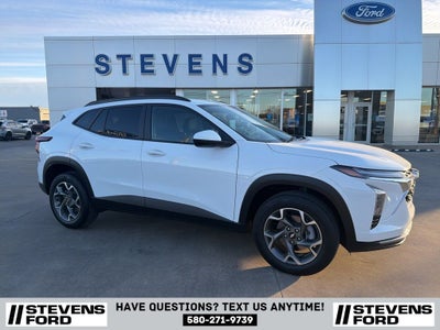 2025 Chevrolet Trax LT