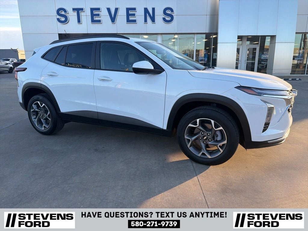 2025 Chevrolet Trax LT