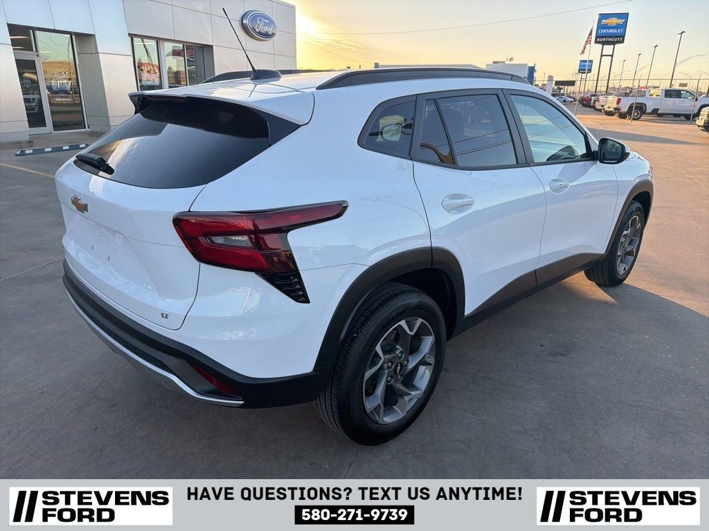 2025 Chevrolet Trax LT