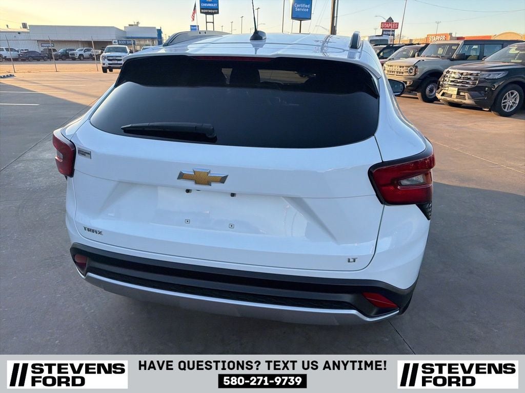 2025 Chevrolet Trax LT