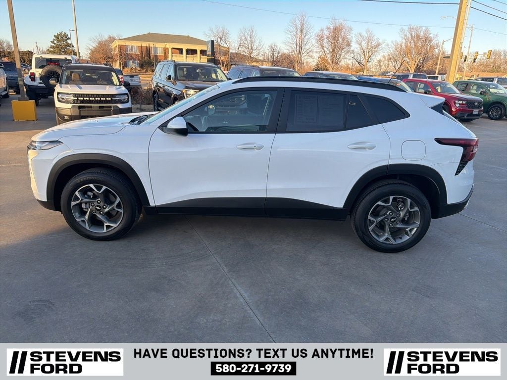 2025 Chevrolet Trax LT