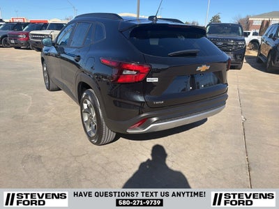 2025 Chevrolet Trax LT