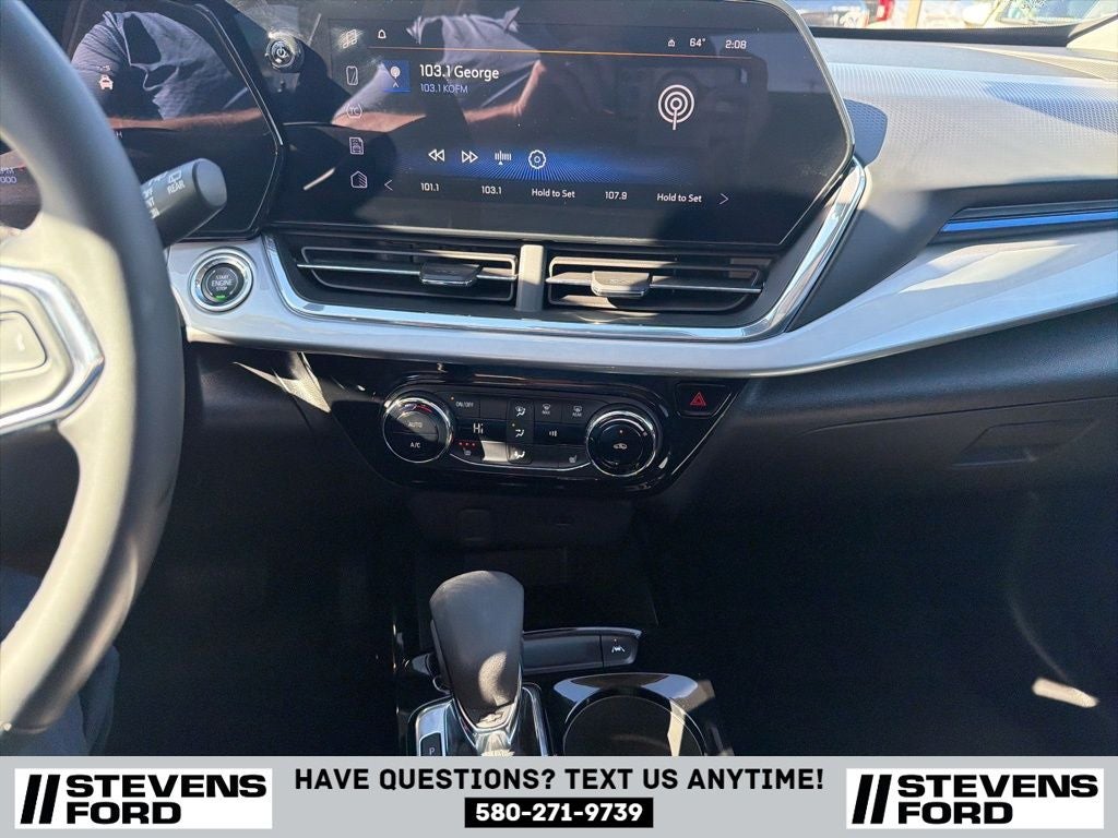 2025 Chevrolet Trax LT