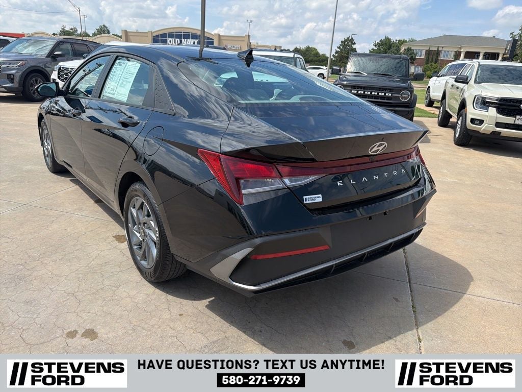 2024 Hyundai Elantra SEL