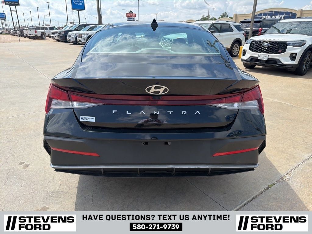 2024 Hyundai Elantra SEL