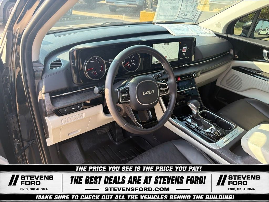 2024 Kia Carnival EX