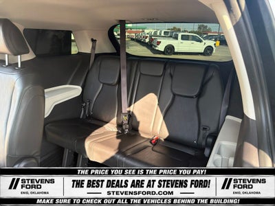 2024 Kia Carnival EX