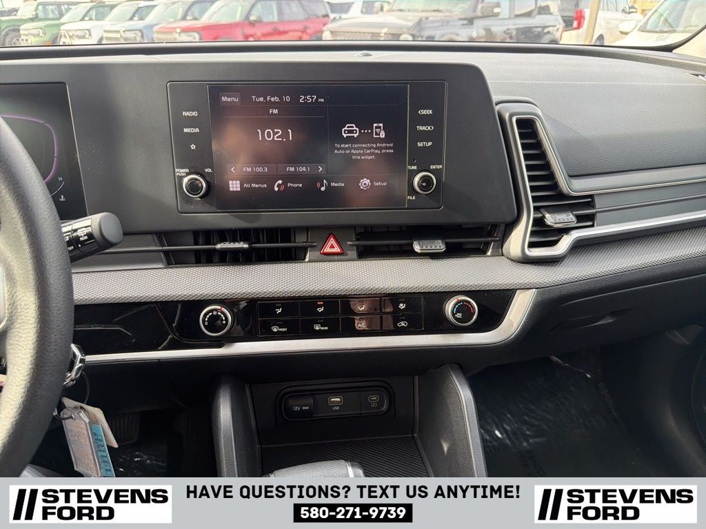 2024 Kia Sportage LX