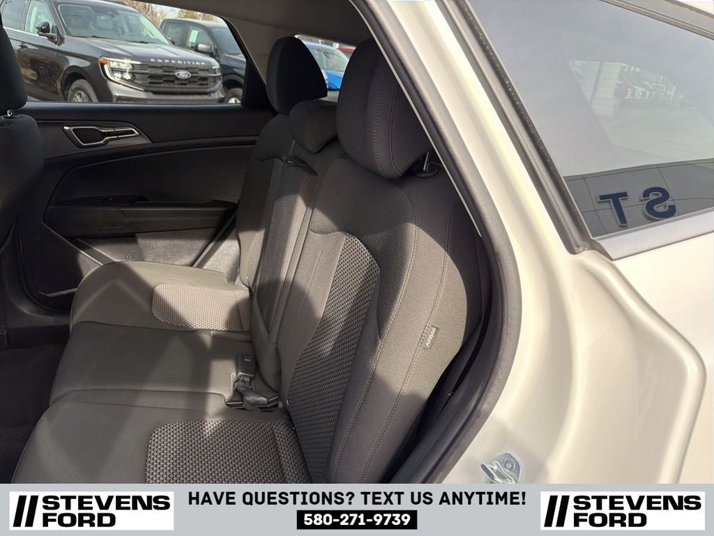 2024 Kia Sportage LX