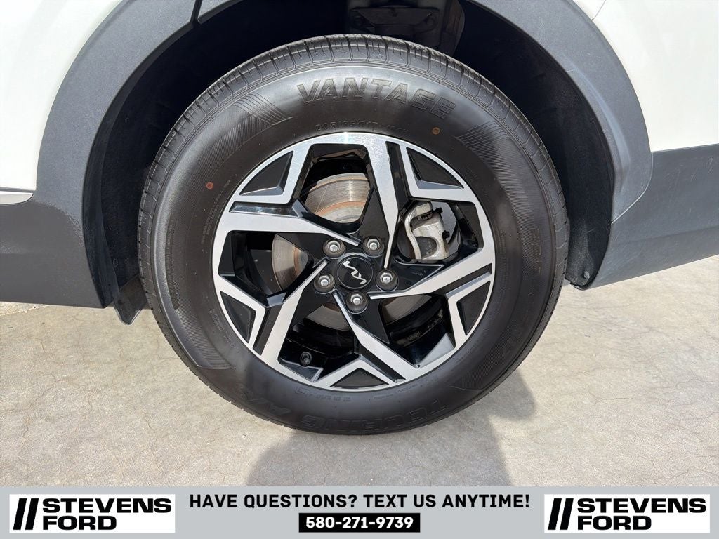 2024 Kia Sportage LX